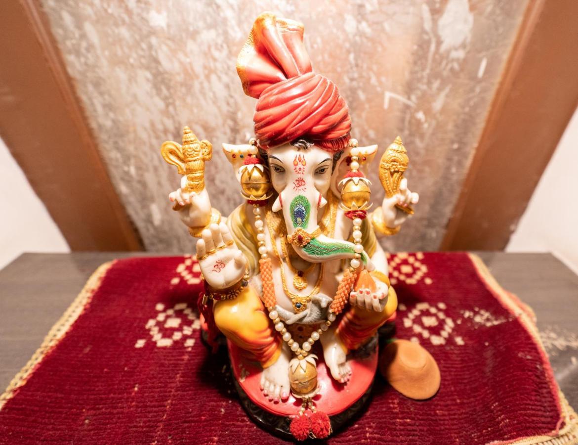 Shree Ganesha Palace Near Kashi Vishwanath Temple Varanasi Esterno foto
